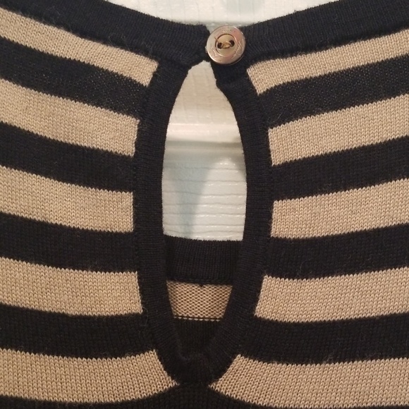 TRINA TURK SLEEVELESS Top - Picture 4 of 5